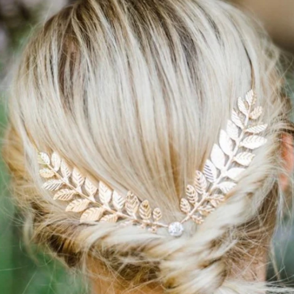 Gold tone leaf laurels headband hair accessory